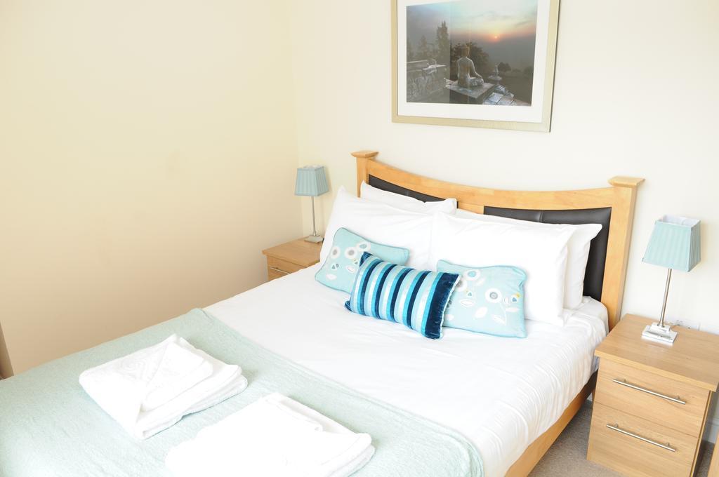 Your Stay Bristol Cotham Lawn Esterno foto