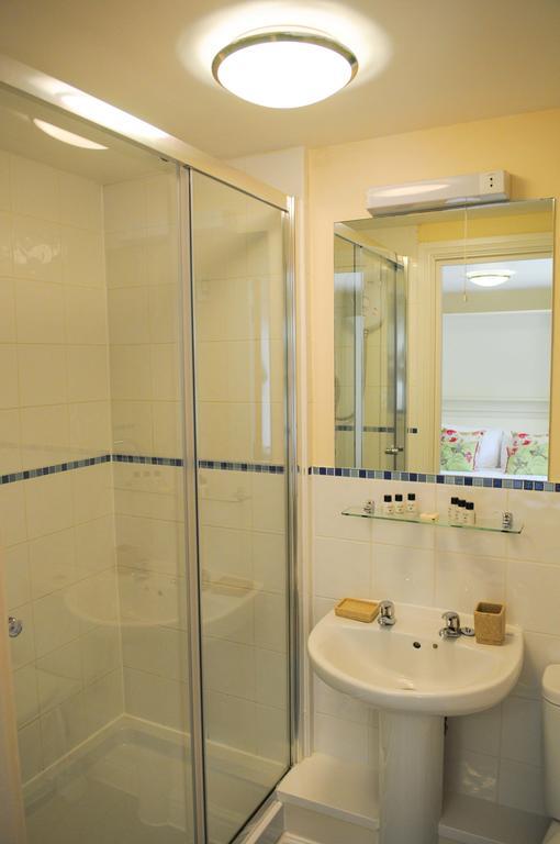 Your Stay Bristol Cotham Lawn Esterno foto