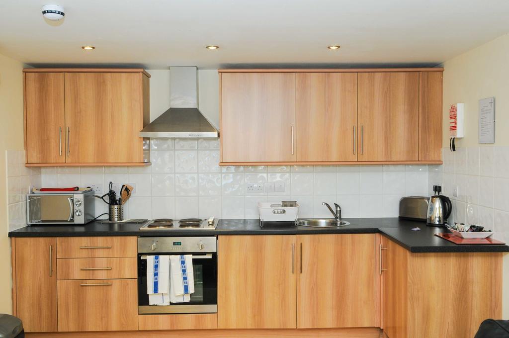 Your Stay Bristol Cotham Lawn Esterno foto