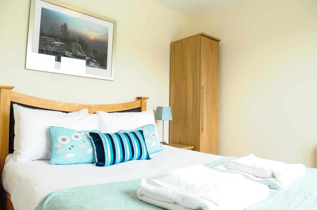 Your Stay Bristol Cotham Lawn Esterno foto