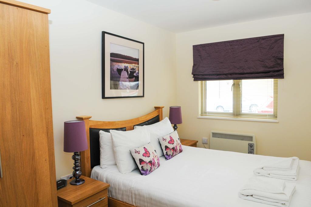 Your Stay Bristol Cotham Lawn Esterno foto