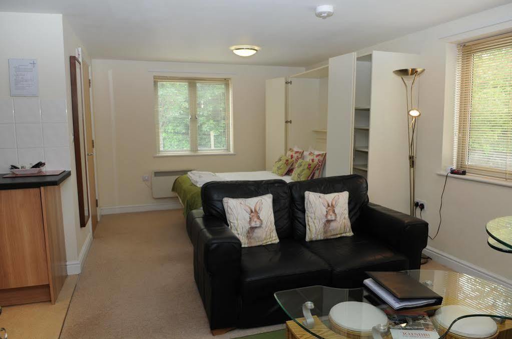 Your Stay Bristol Cotham Lawn Esterno foto