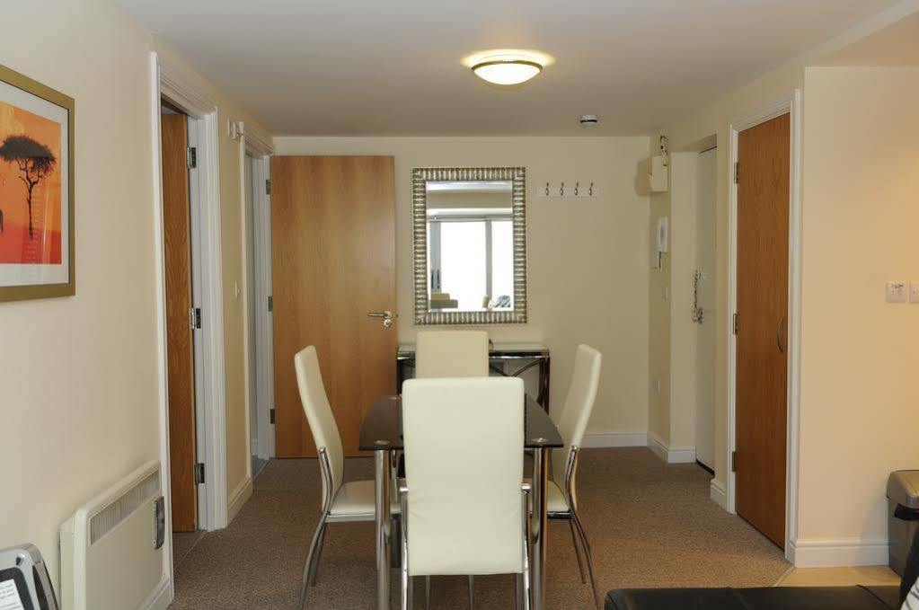 Your Stay Bristol Cotham Lawn Esterno foto