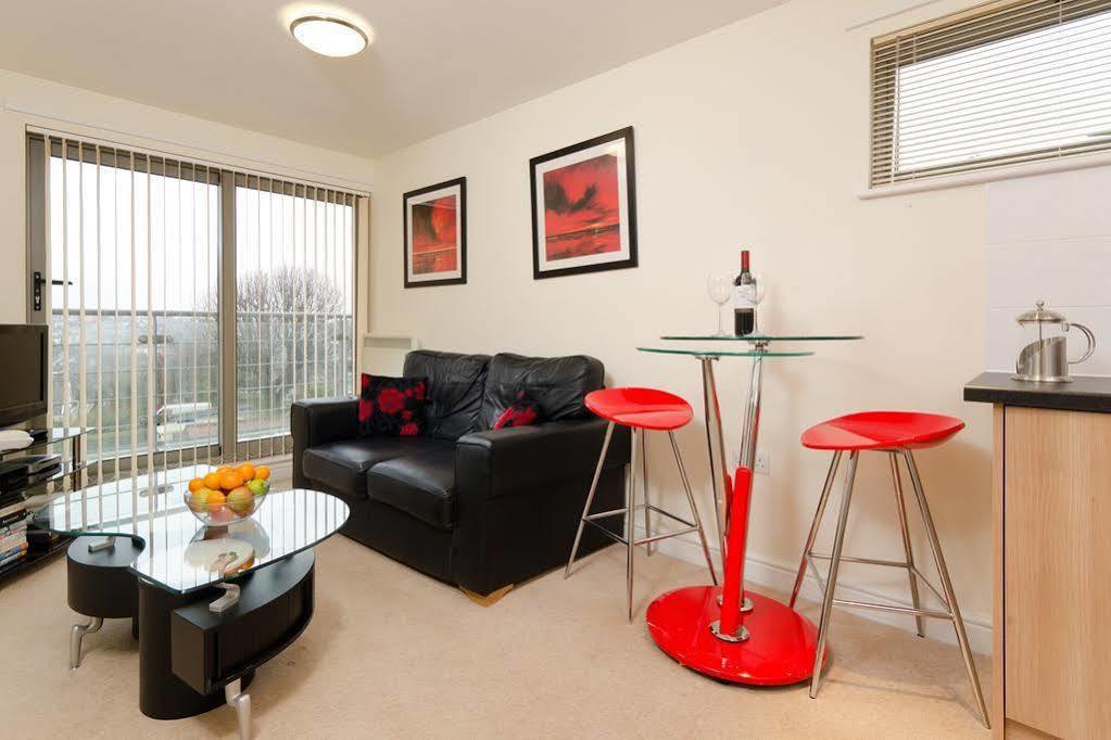Your Stay Bristol Cotham Lawn Esterno foto