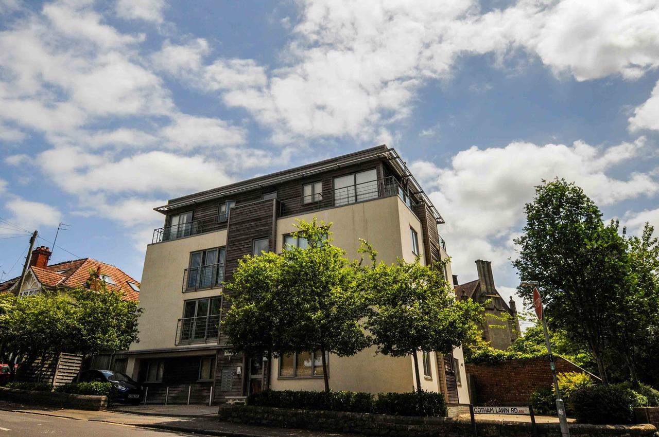 Your Stay Bristol Cotham Lawn Esterno foto